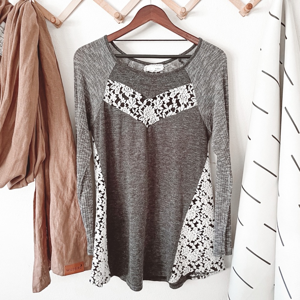 Anthropologie A’reve Floral Long Sleeve Tunic Top